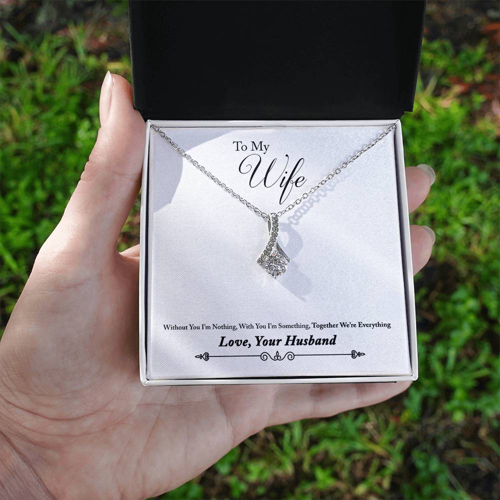 Alluring Beauty Necklace Gift to Wife